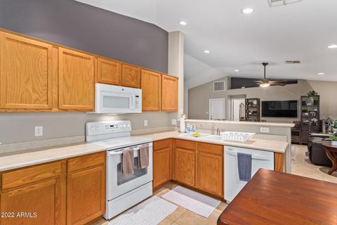 2955 E Toledo Ct, Gilbert, AZ 85295 photo 11