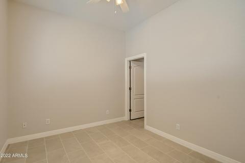 2810 E Desert Ln, Phoenix, AZ 85042 photo 27
