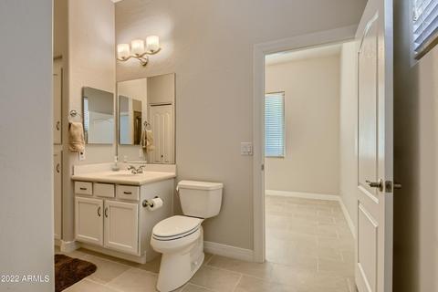 2810 E Desert Ln, Phoenix, AZ 85042 photo 29