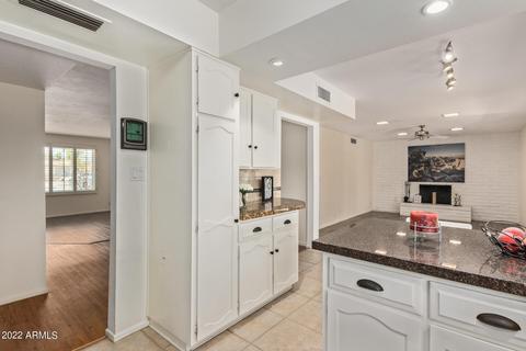 2025 E La Jolla Dr, Tempe, AZ 85282 photo 6