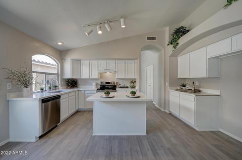 3918 E Stanford Ave, Gilbert, AZ 85234 photo 9