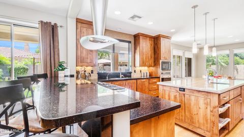 201 E Krista Way, Tempe, AZ 85284 photo 4