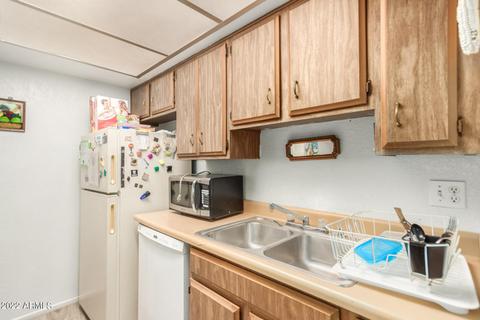 425 E Royal Palms Dr, Mesa, AZ 85203 photo 14