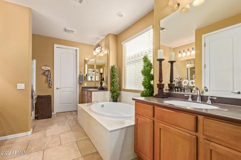 3954 E Waller Ln, Phoenix, AZ 85050 photo 13