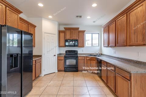 900 W Broadway Ave #67, Apache Junction, AZ 85120 photo 4