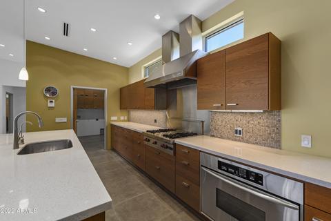 4502 E Osborn Rd, Phoenix, AZ 85018 photo 19