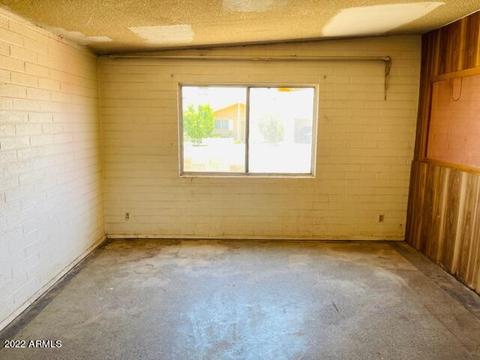 933 E Carson Rd, Phoenix, AZ 85042 photo 2