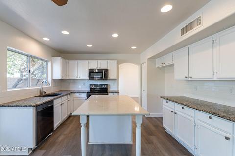 511 N Kingston St, Gilbert, AZ 85233 photo 4