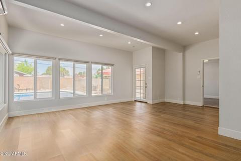 3215 E Weldon Ave, Phoenix, AZ 85018 photo 20