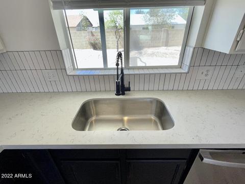 1428 E Carter Rd, Phoenix, AZ 85042 photo 9