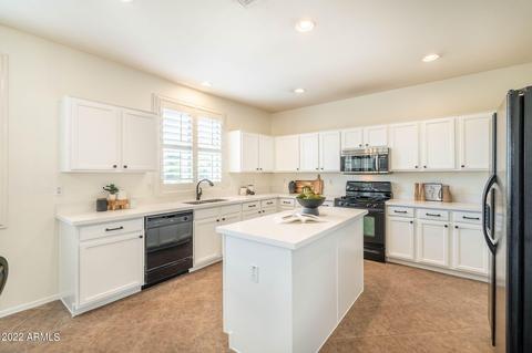 4235 E Cloudburst Ct, Gilbert, AZ 85297 photo 11