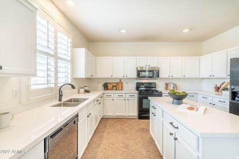 4235 E Cloudburst Ct, Gilbert, AZ 85297 photo 12