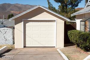 511 Mance St, Bisbee, AZ 85603 photo 2