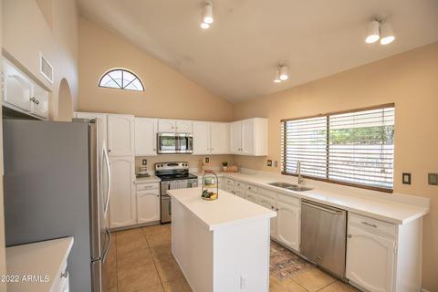 1935 E Caroline Ln, Tempe, AZ 85284 photo 19