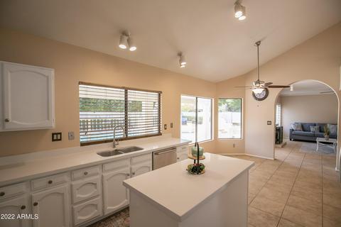1935 E Caroline Ln, Tempe, AZ 85284 photo 17