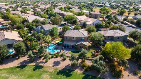 4297 E Rainbow Dr, Gilbert, AZ 85297 photo 3
