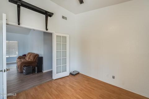 11002 N 54th Dr, Glendale, AZ 85304 photo 8