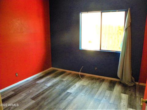 11002 N 54th Dr, Glendale, AZ 85304 photo 9