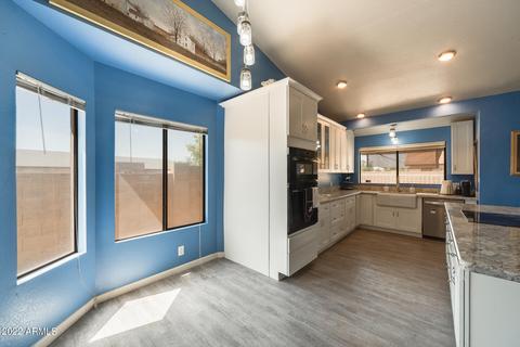 11002 N 54th Dr, Glendale, AZ 85304 photo 5