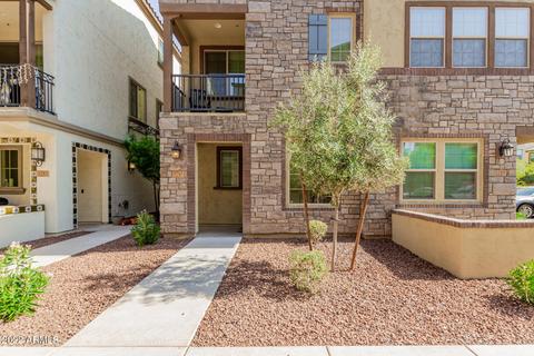 1747 E Bridgeport Pkwy E, Gilbert, AZ 85295 photo 1