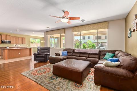 475 E Mary Ln, Gilbert, AZ 85295 photo 9