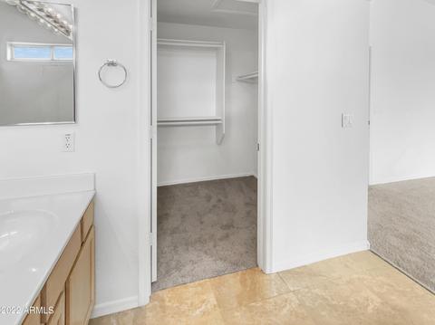 3933 E Kimberly Way, Phoenix, AZ 85050 photo 23