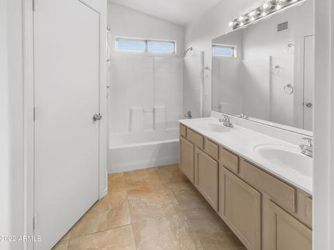 3933 E Kimberly Way, Phoenix, AZ 85050 photo 33