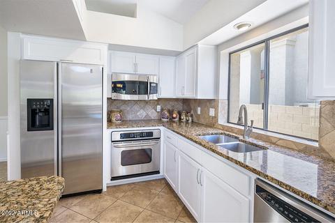 4951 E La Mirada Way, Phoenix, AZ 85044 photo 6