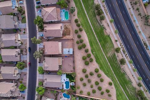3570 E Meadowview Dr, Gilbert, AZ 85298 photo 2