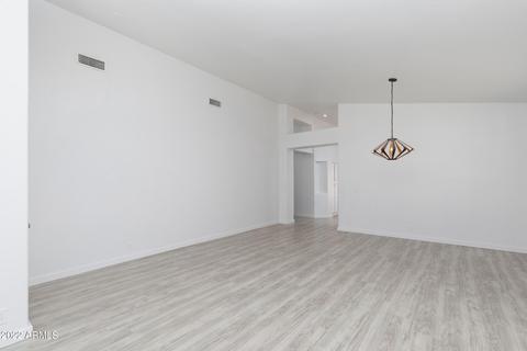7251 E Lakeview Ave, Mesa, AZ 85209 photo 2