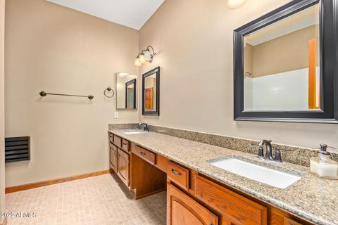 6914 S Clark Dr, Tempe, AZ 85283 photo 26