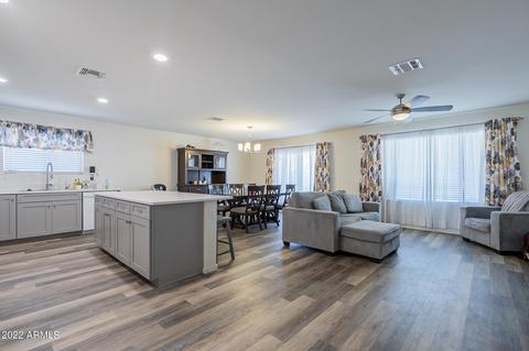 1814 E Grove St, Phoenix, AZ 85040 photo 2