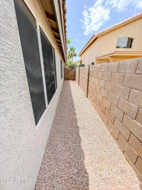 3916 E Morrow Dr, Phoenix, AZ 85050 photo 18