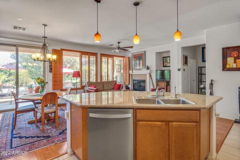 4560 E Narrowleaf Dr, Gilbert, AZ 85298 photo 4