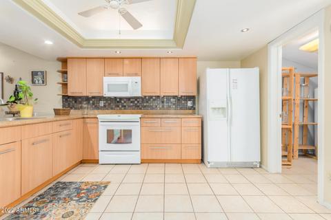 2842 E Beck Ln #3, Phoenix, AZ 85032 photo 7
