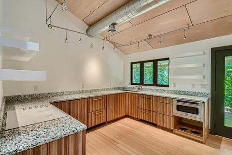 23 E Parkway Blvd, Tempe, AZ 85281 photo 4