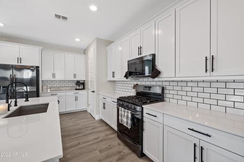 9834 E Talon Ave, Mesa, AZ 85212 photo 5