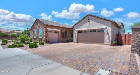 3476 E Sagittarius Pl, Chandler, AZ 85249 photo 2