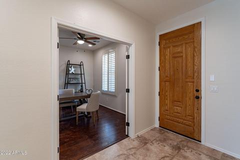 2761 E Del Rio St, Gilbert, AZ 85295 photo 3
