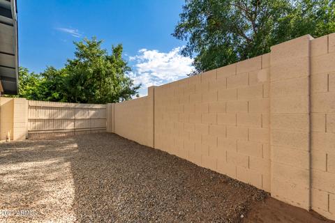 2206 E Des Moines Cir, Mesa, AZ 85213 photo 9