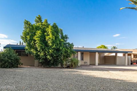 2206 E Des Moines Cir, Mesa, AZ 85213 photo 1