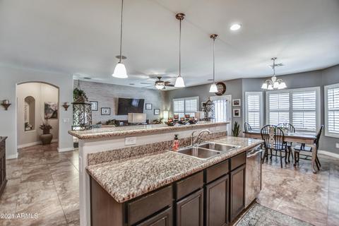 2988 E Santa Fe Ln, Gilbert, AZ 85297 photo 18