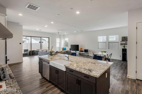 10204 E Thistle Ave, Mesa, AZ 85212 photo 5