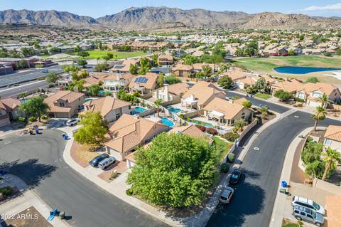1230 E Windsong Dr, Phoenix, AZ 85048 photo 4