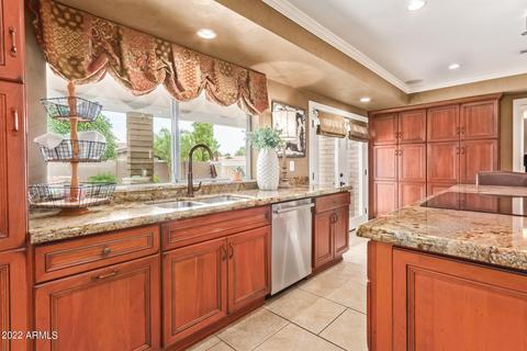 117 E Caribbean Ln, Phoenix, AZ 85022 photo 20