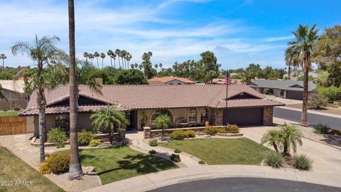 117 E Caribbean Ln, Phoenix, AZ 85022 photo 1