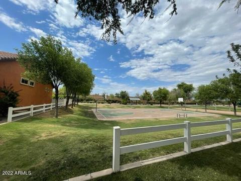 2886 E Camellia Dr, Gilbert, AZ 85296 photo 4