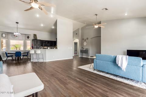 1526 E Desert Ln, Phoenix, AZ 85042 photo 8