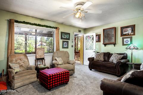2139 N Woods Dr, Overgaard, AZ 85933 photo 14