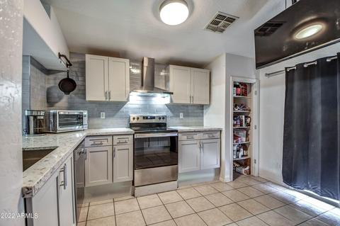 2001 E Saint Catherine Ave, Phoenix, AZ 85042 photo 12